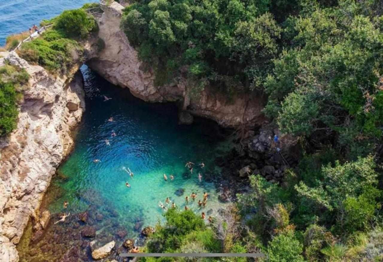 Villa Il Sogno Di Zia Ada Масса-Лубренсе Экстерьер фото